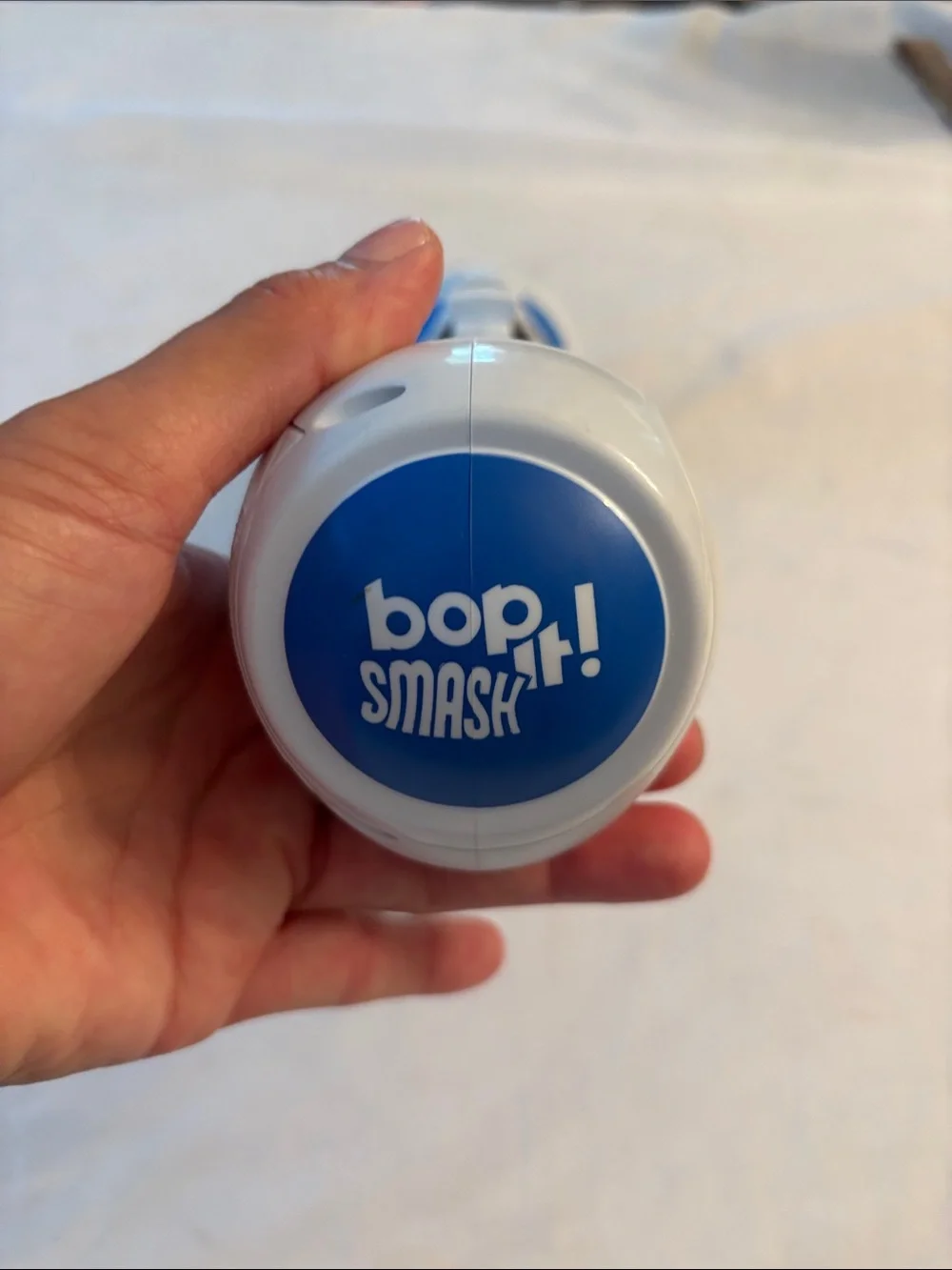 BOP IT Smash - Blue Portable Audio Game Controller, works great